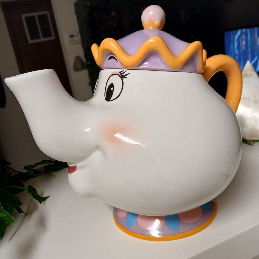 Official Beauty and the Beast Mrs. Potts